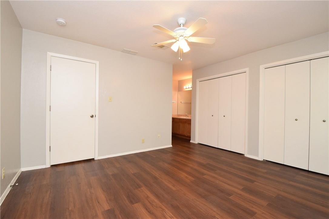 10811 Lanshire Dr #c Property Photo 16
