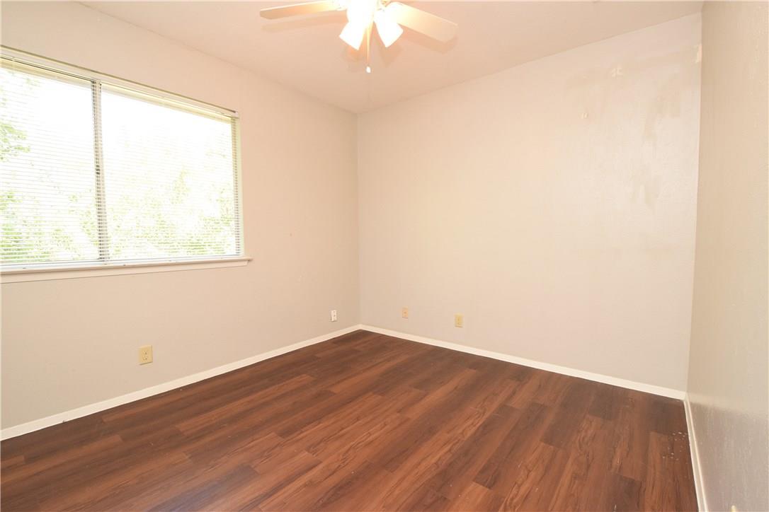 10811 Lanshire Dr #c Property Photo 18