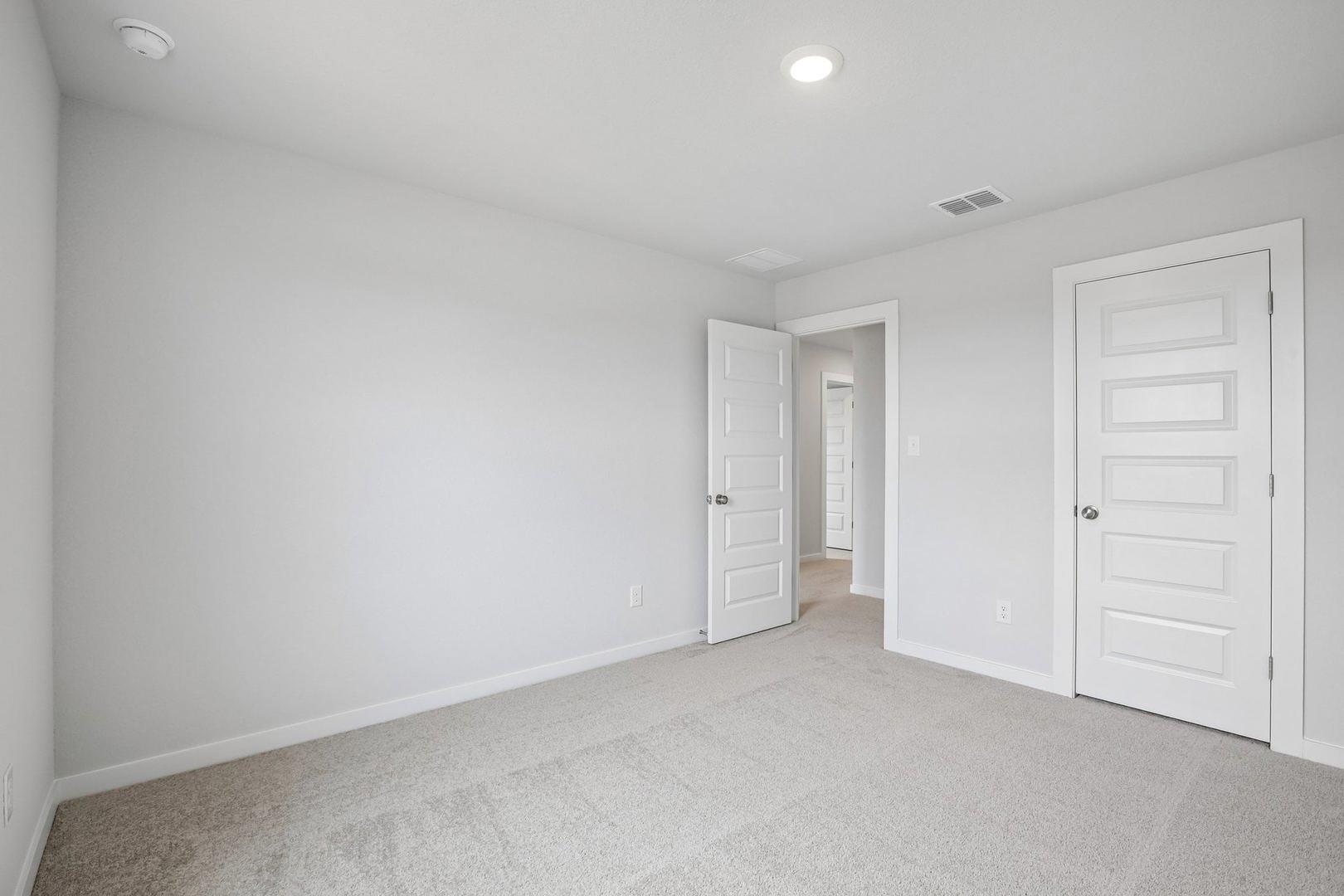 143 Hornet St Property Photo 12