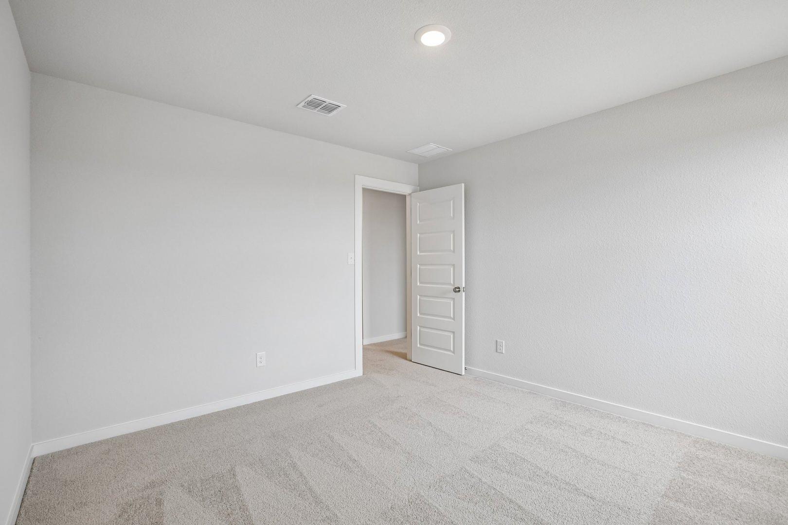 143 Hornet St Property Photo 15