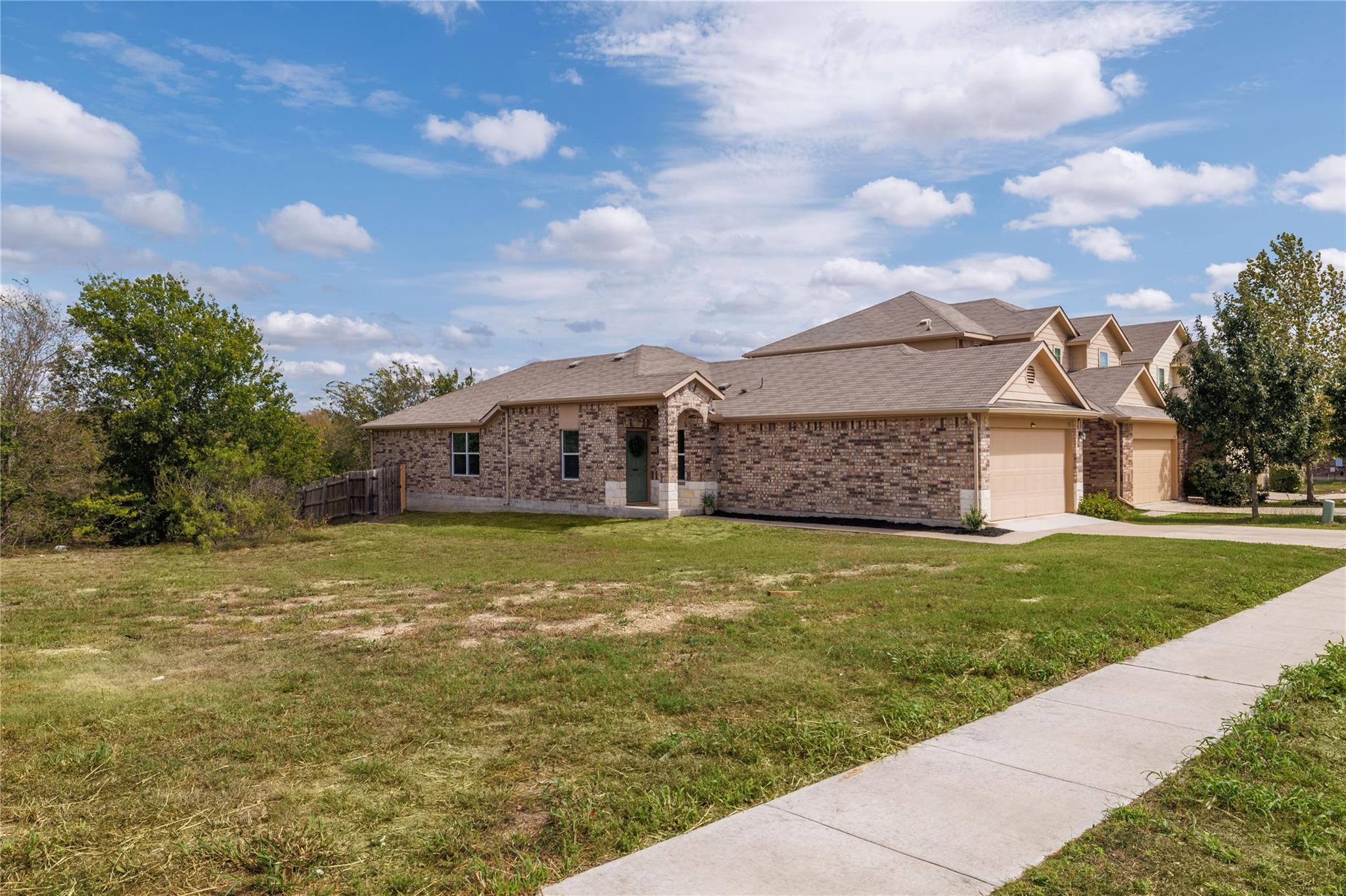 3512 Ortman Dr Property Photo 2
