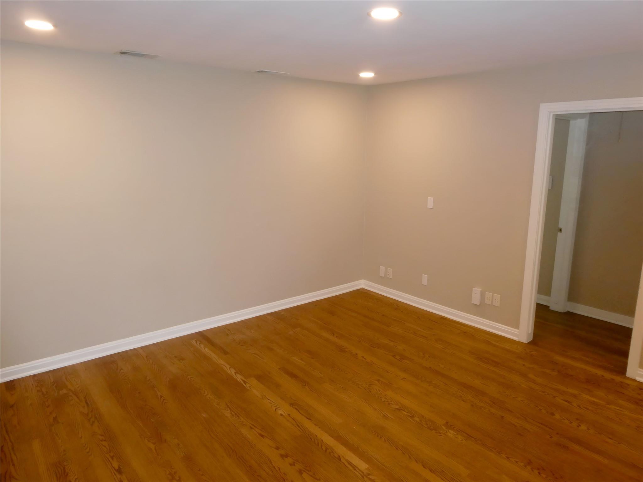 1206 Madison Ave Property Photo 9