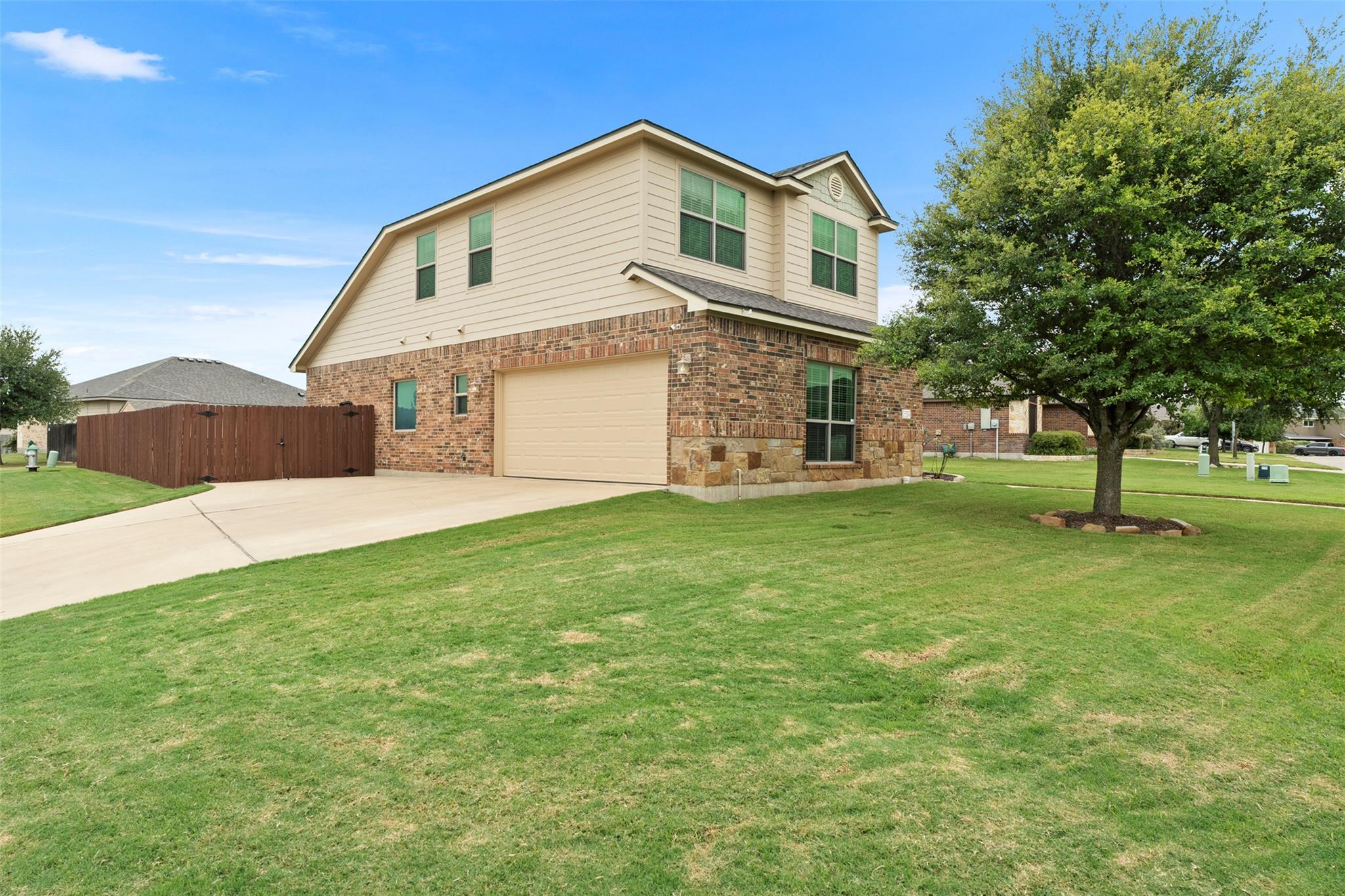 7705 Painted Vly Property Photo 6