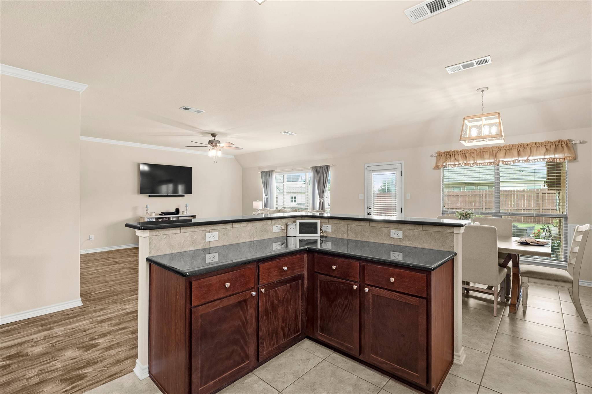 7705 Painted Vly Property Photo 16