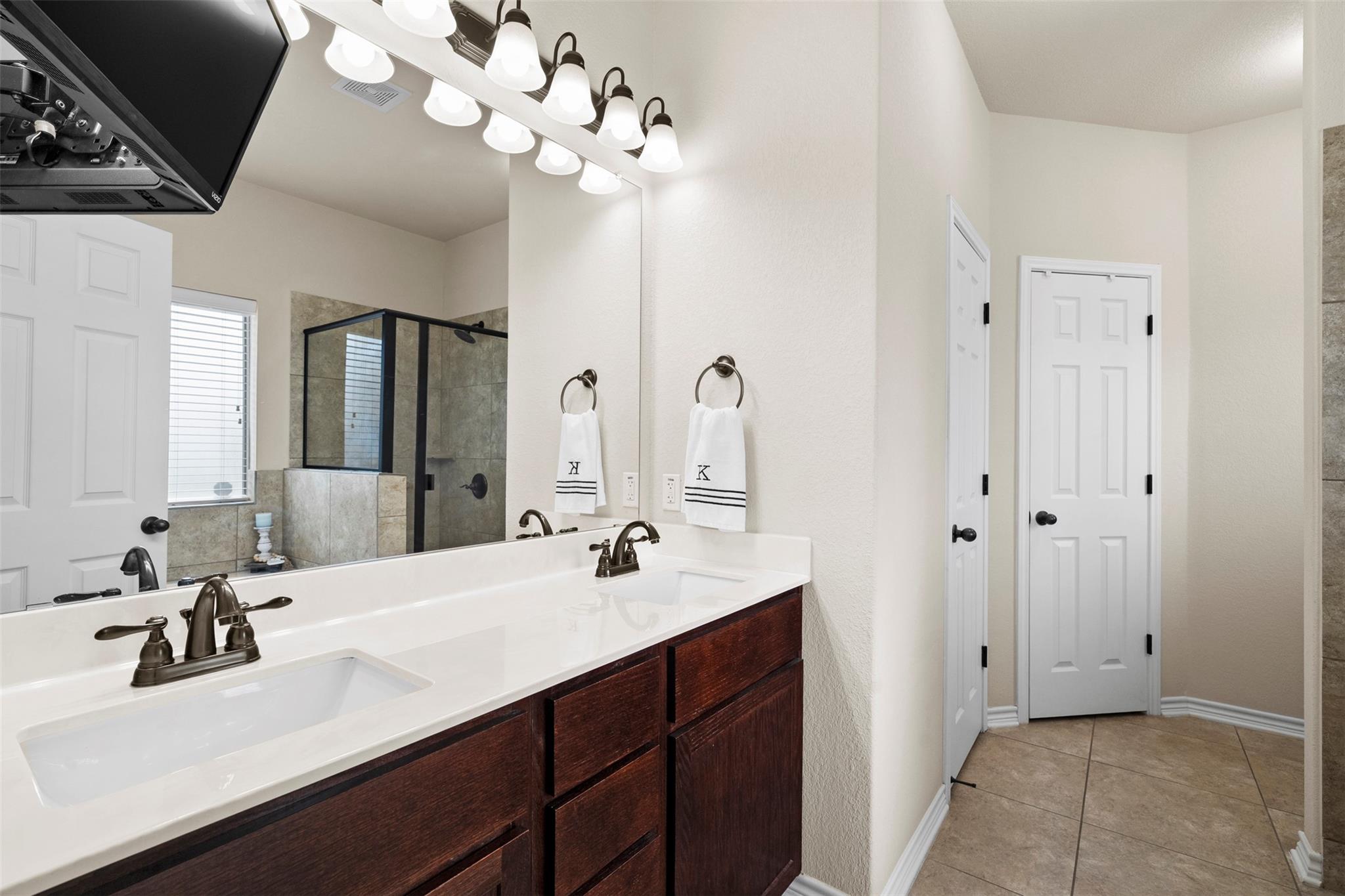 7705 Painted Vly Property Photo 24