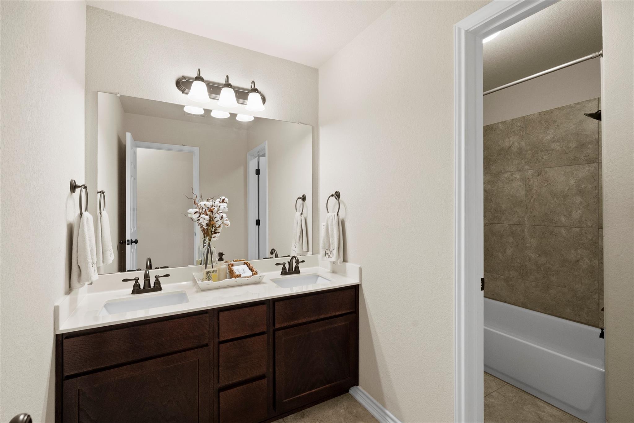 7705 Painted Vly Property Photo 34