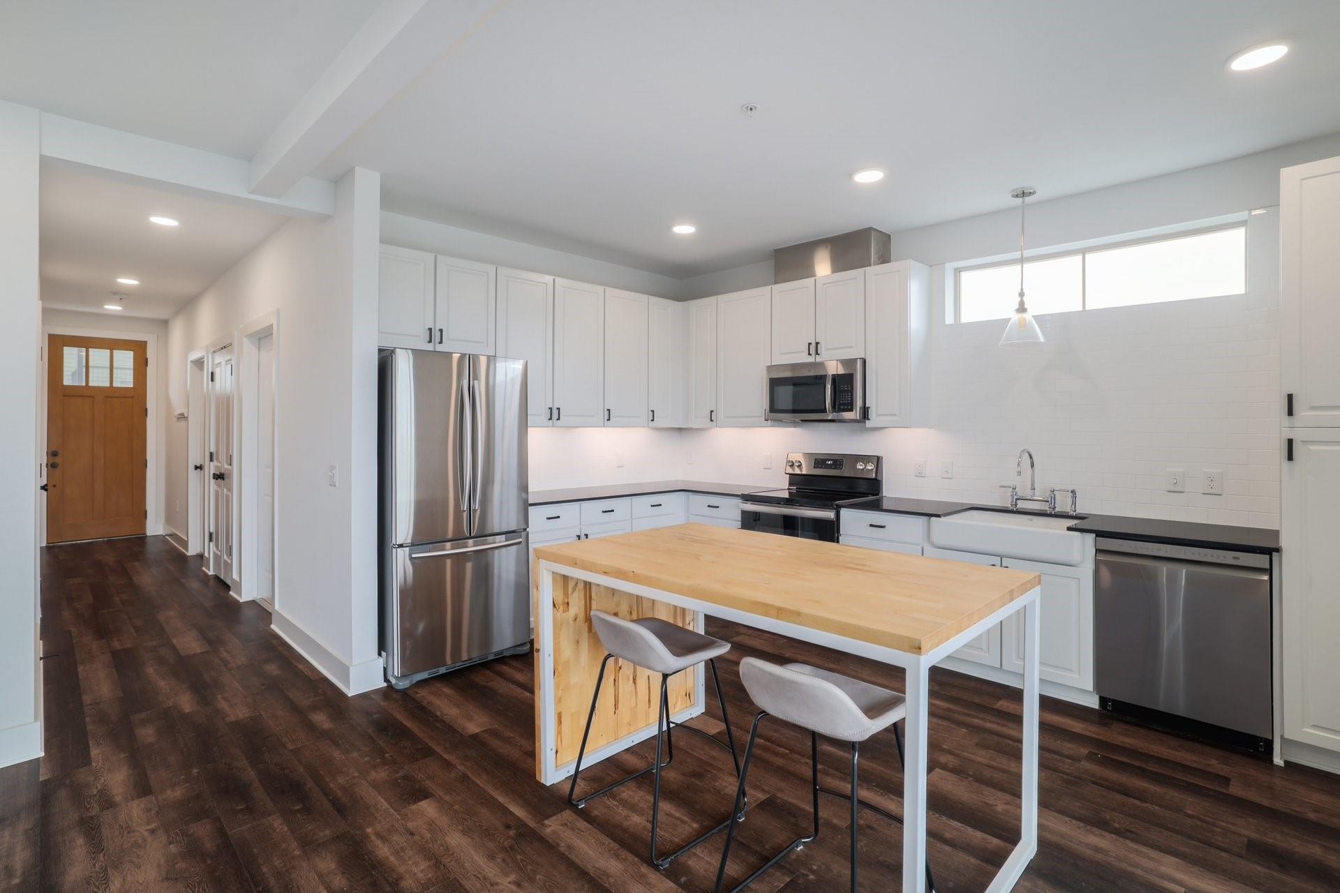 4704 Sunset Trl #1201 Property Photo 9