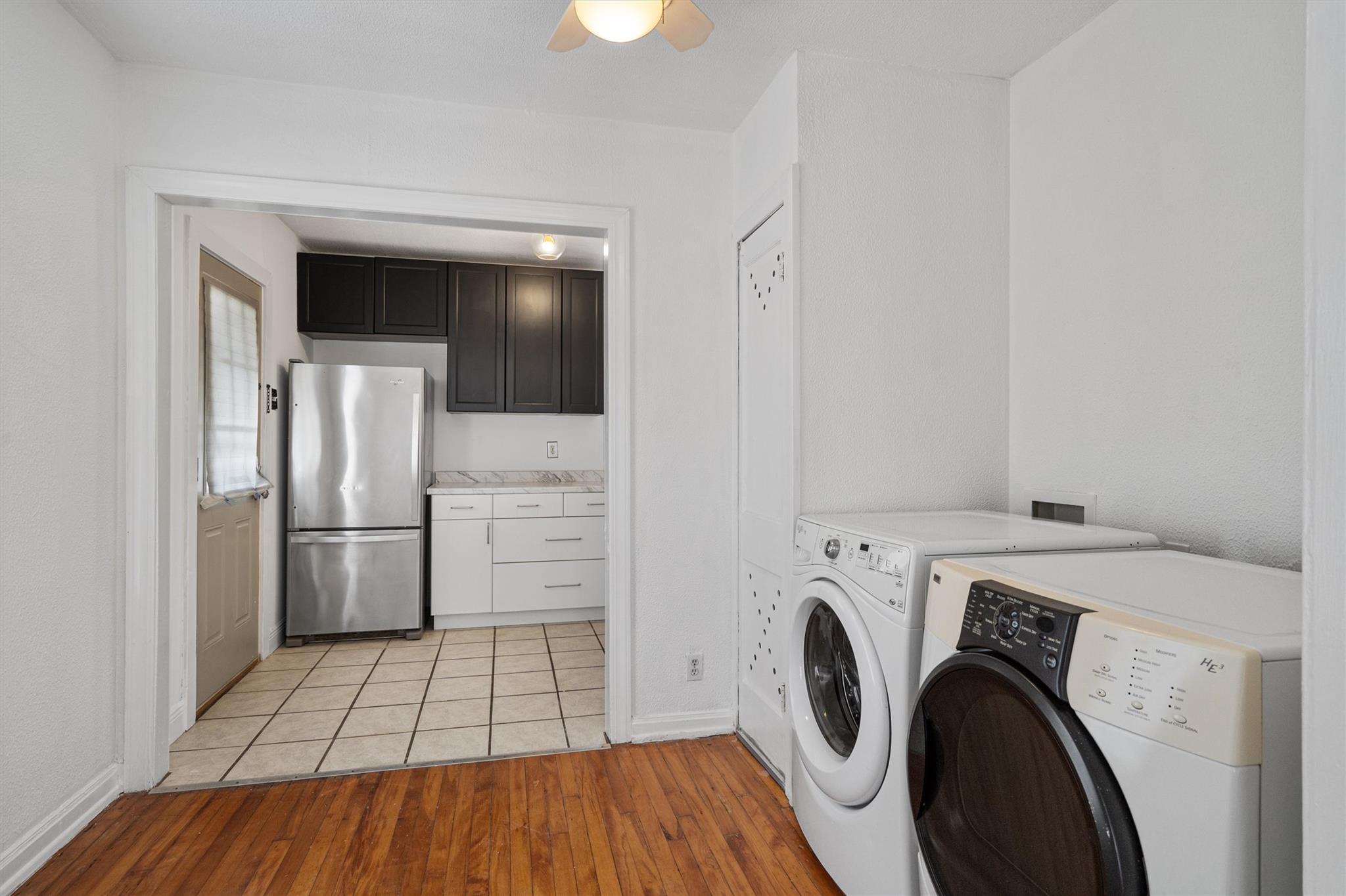 2932 Moss St Property Photo 5