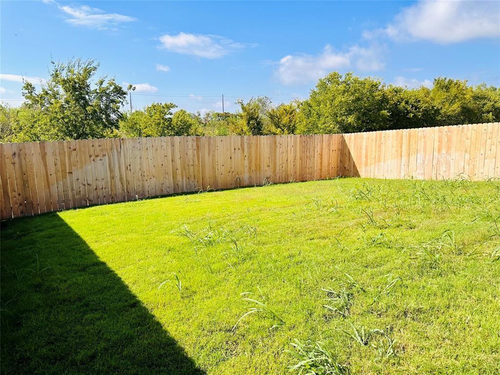 2525 Willkomen Way Property Photo 13