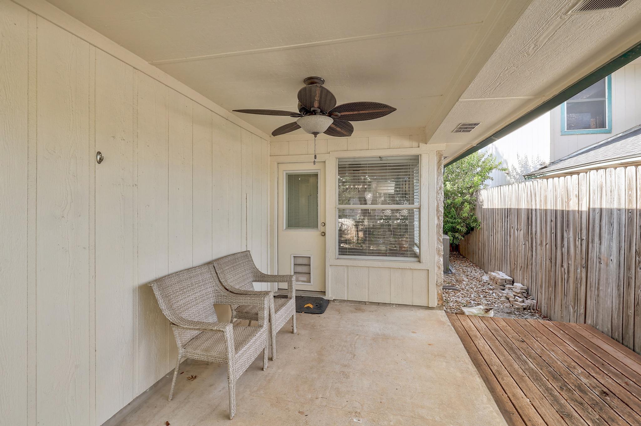 15629 Ecorio Dr Property Photo 25