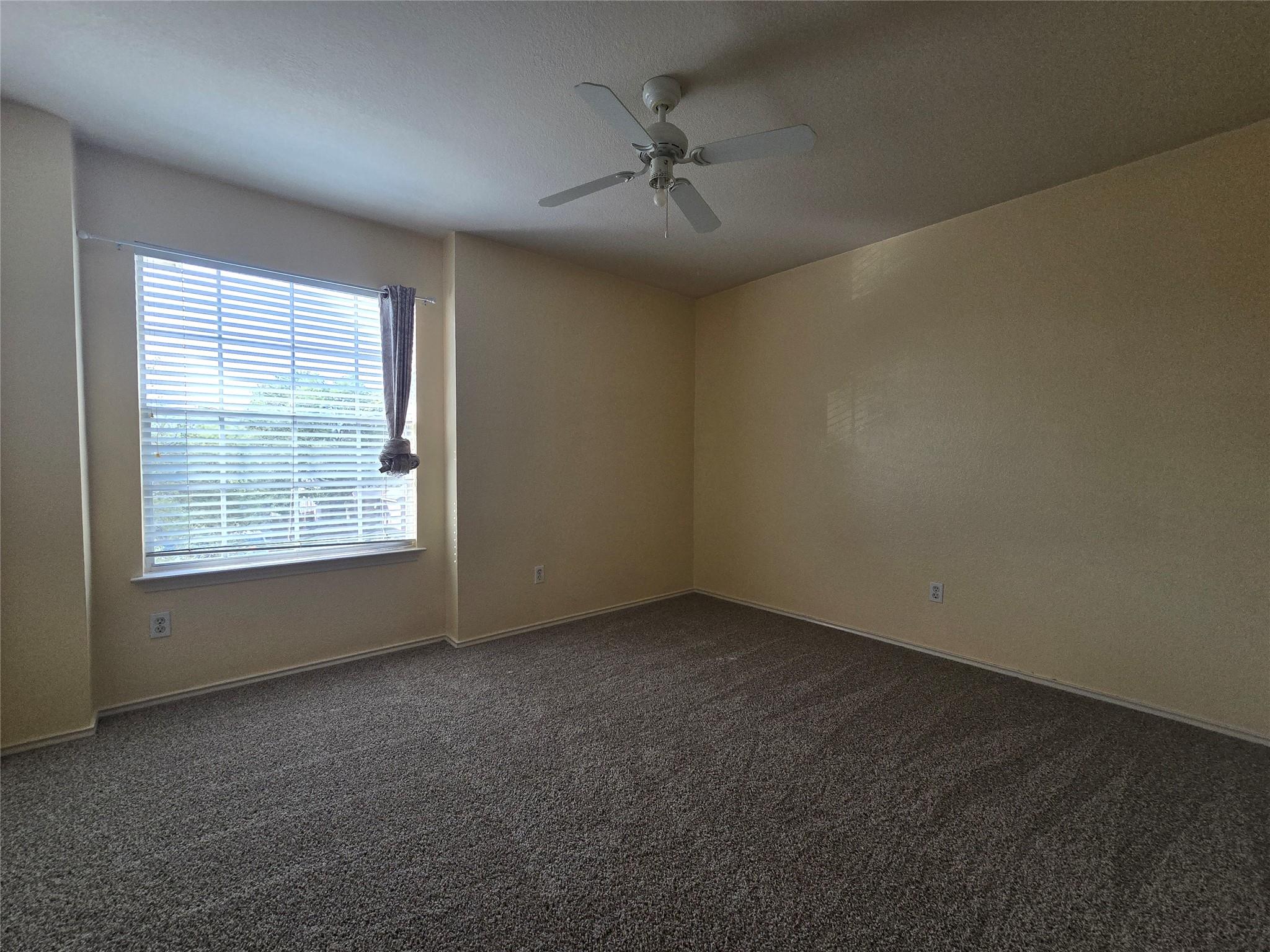 8336 Alvin High Ln Property Photo 18