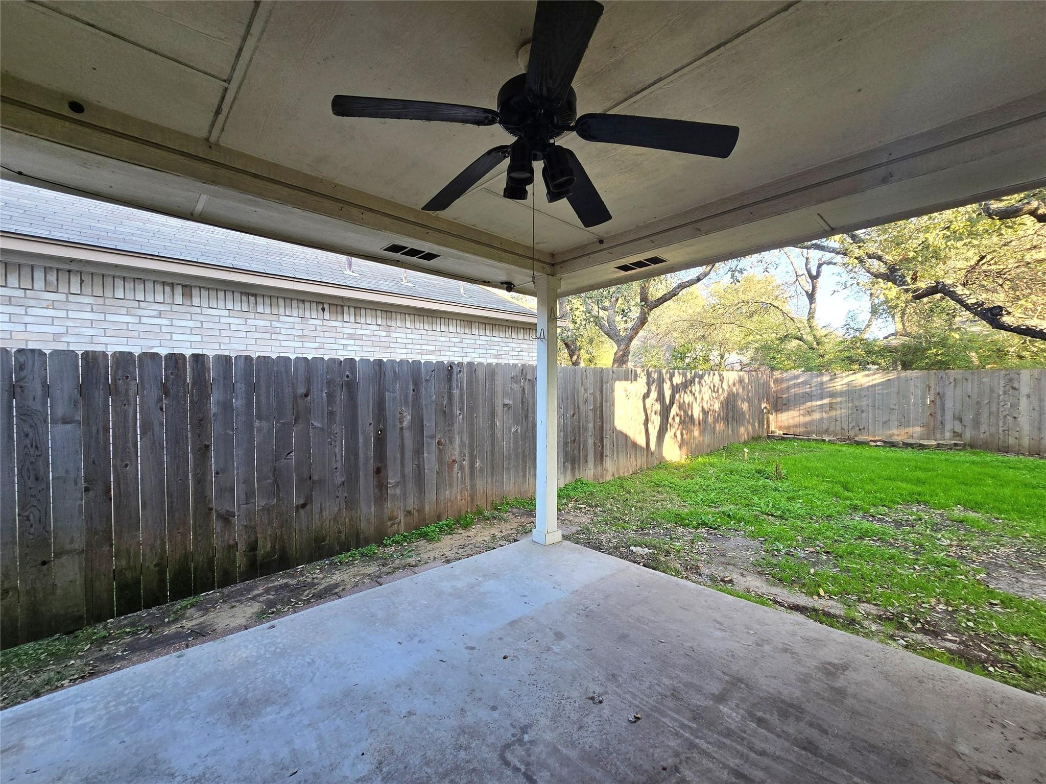 8336 Alvin High Ln Property Photo 23