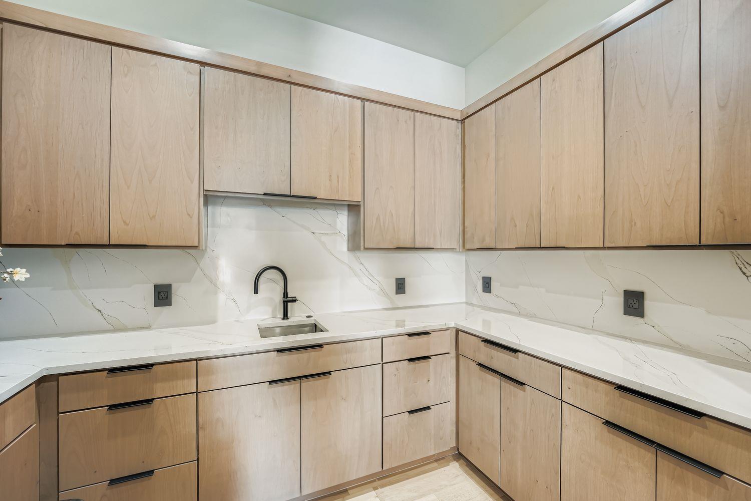 6412 Lantern View Dr Property Photo 28
