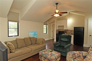 7080 Comanche Trl #- Garage Apartment Property Photo 6