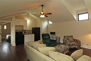 7080 Comanche Trl #- Garage Apartment Property Photo 7