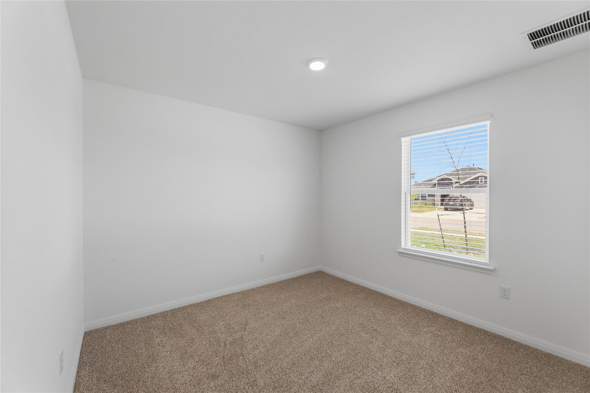 17197 Purple Top Ln Property Photo 3