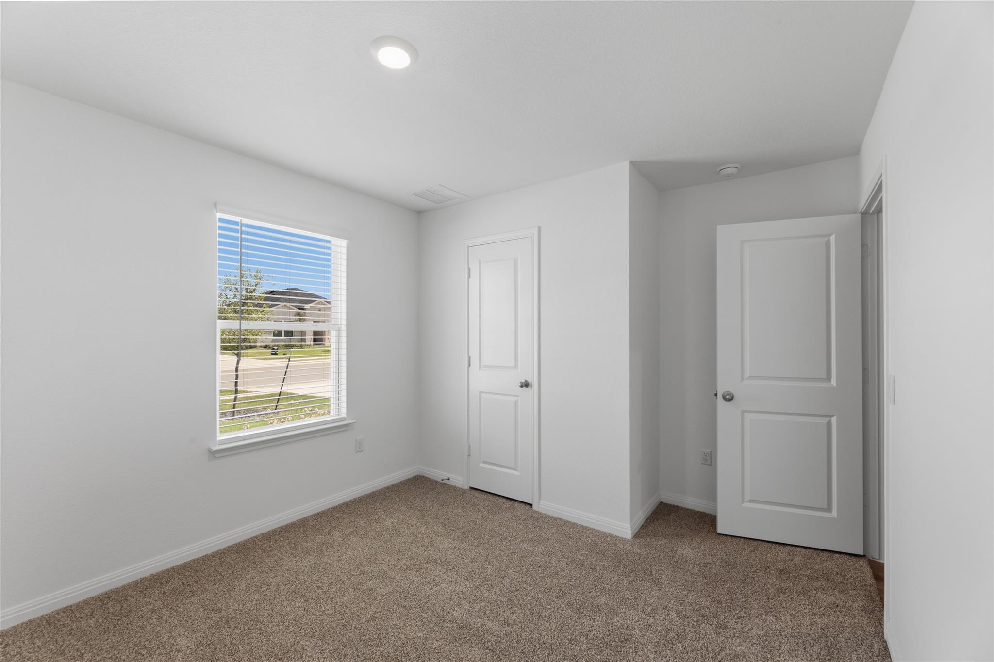 17197 Purple Top Ln Property Photo 4