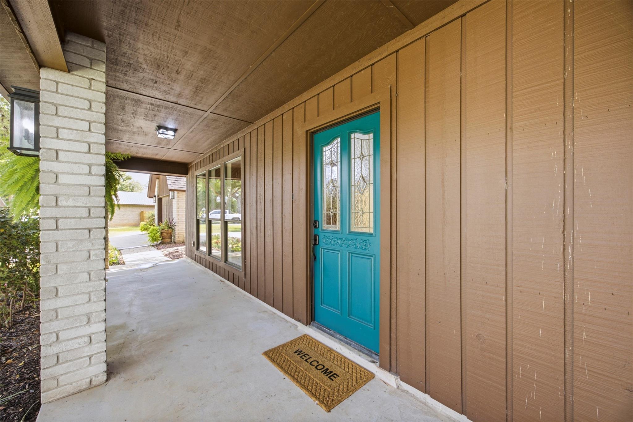 221 Montwood None Property Photo 3