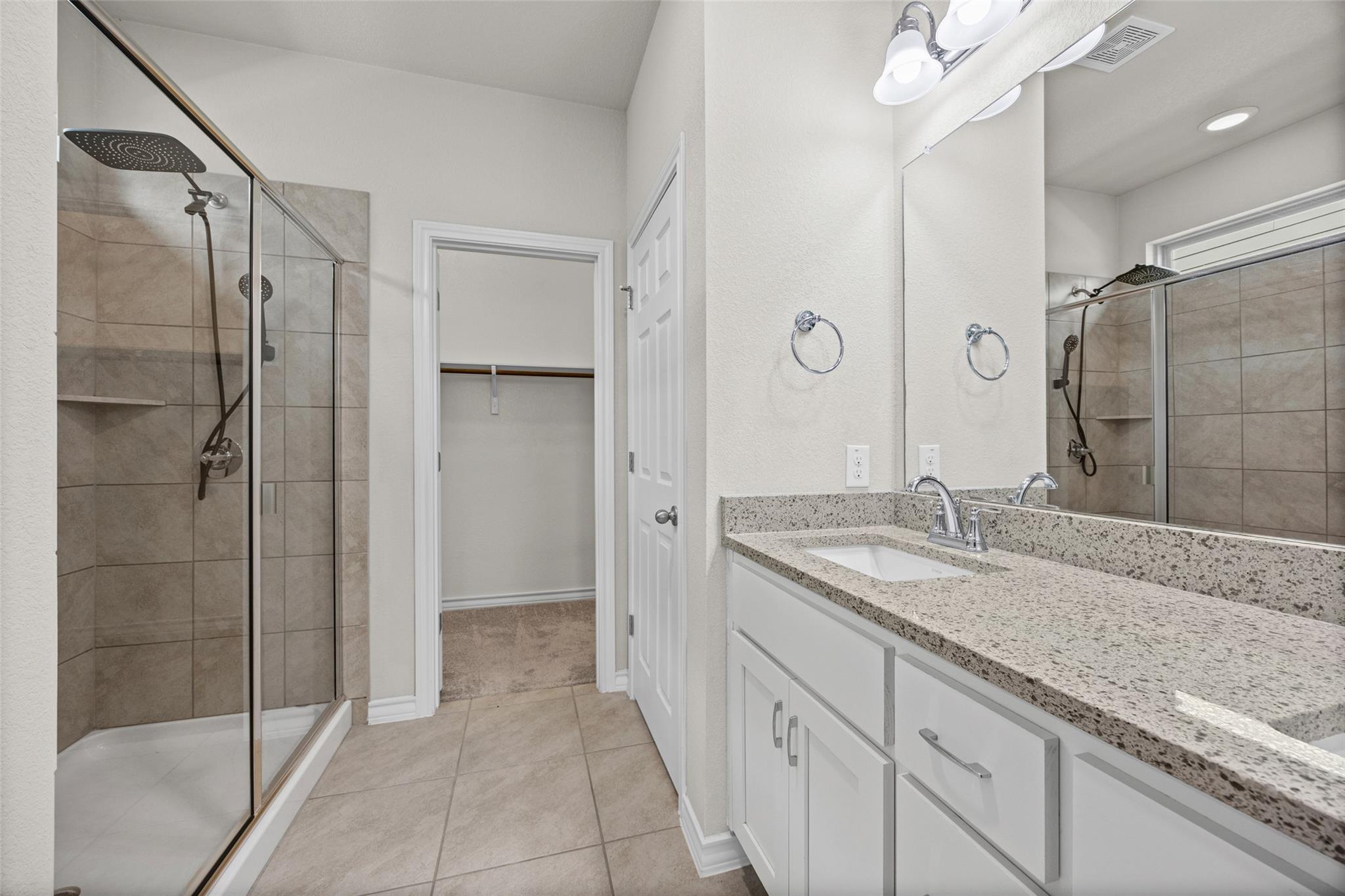 7608 Lombardy Loop Property Photo 18