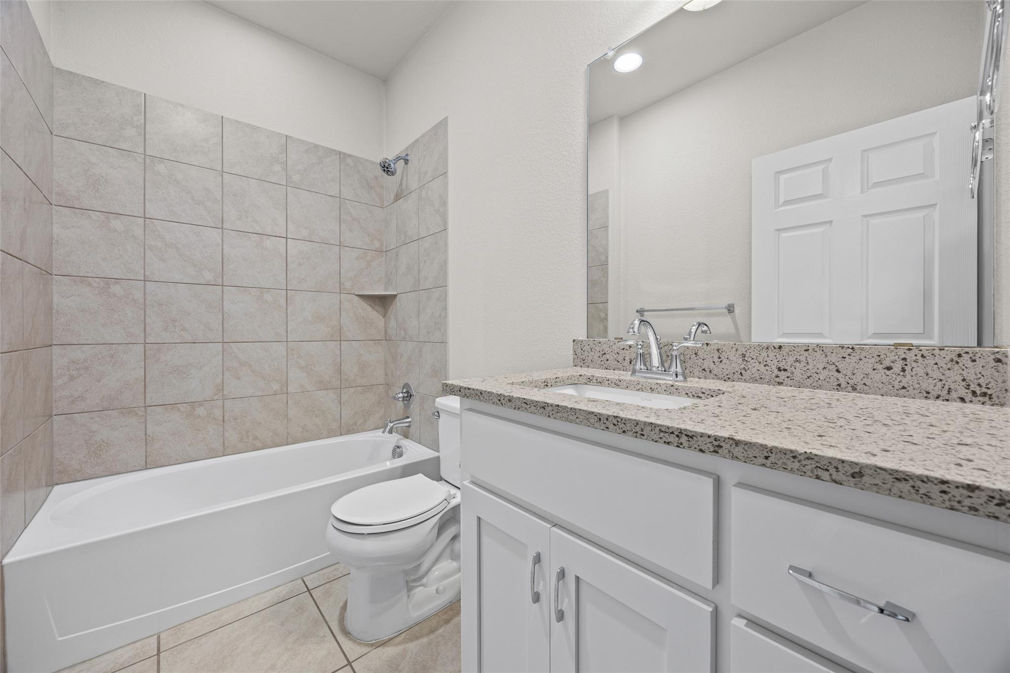 7608 Lombardy Loop Property Photo 22