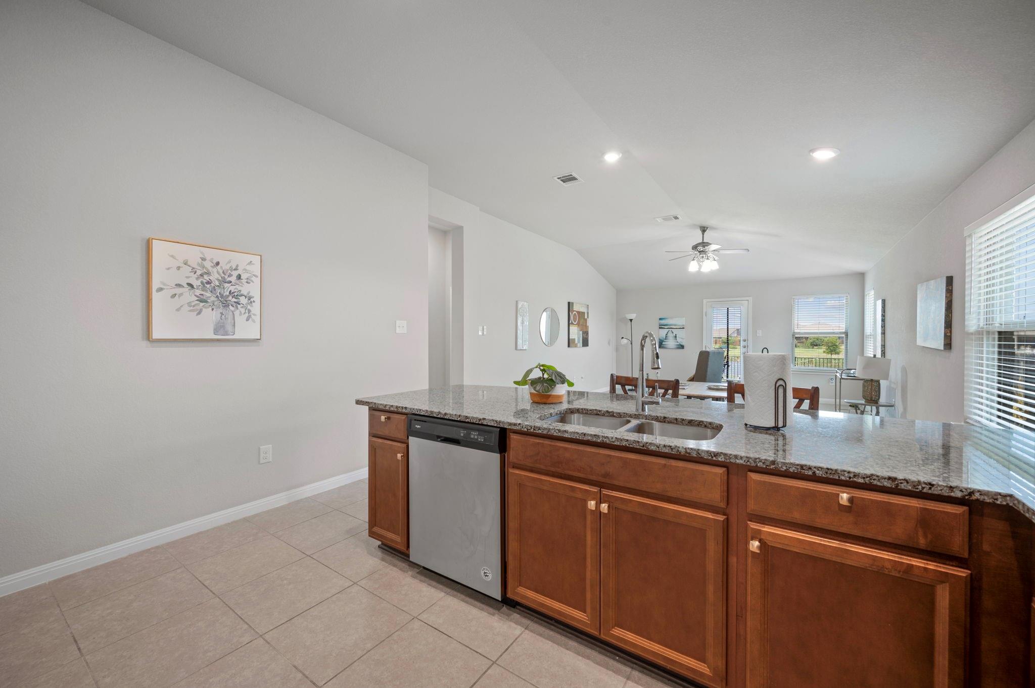 13506 Rosebud Isle Dr Property Photo 7