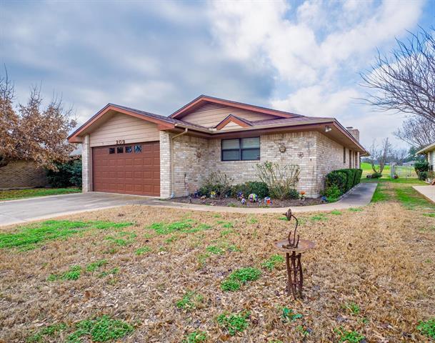 209 Firestone Dr Property Photo