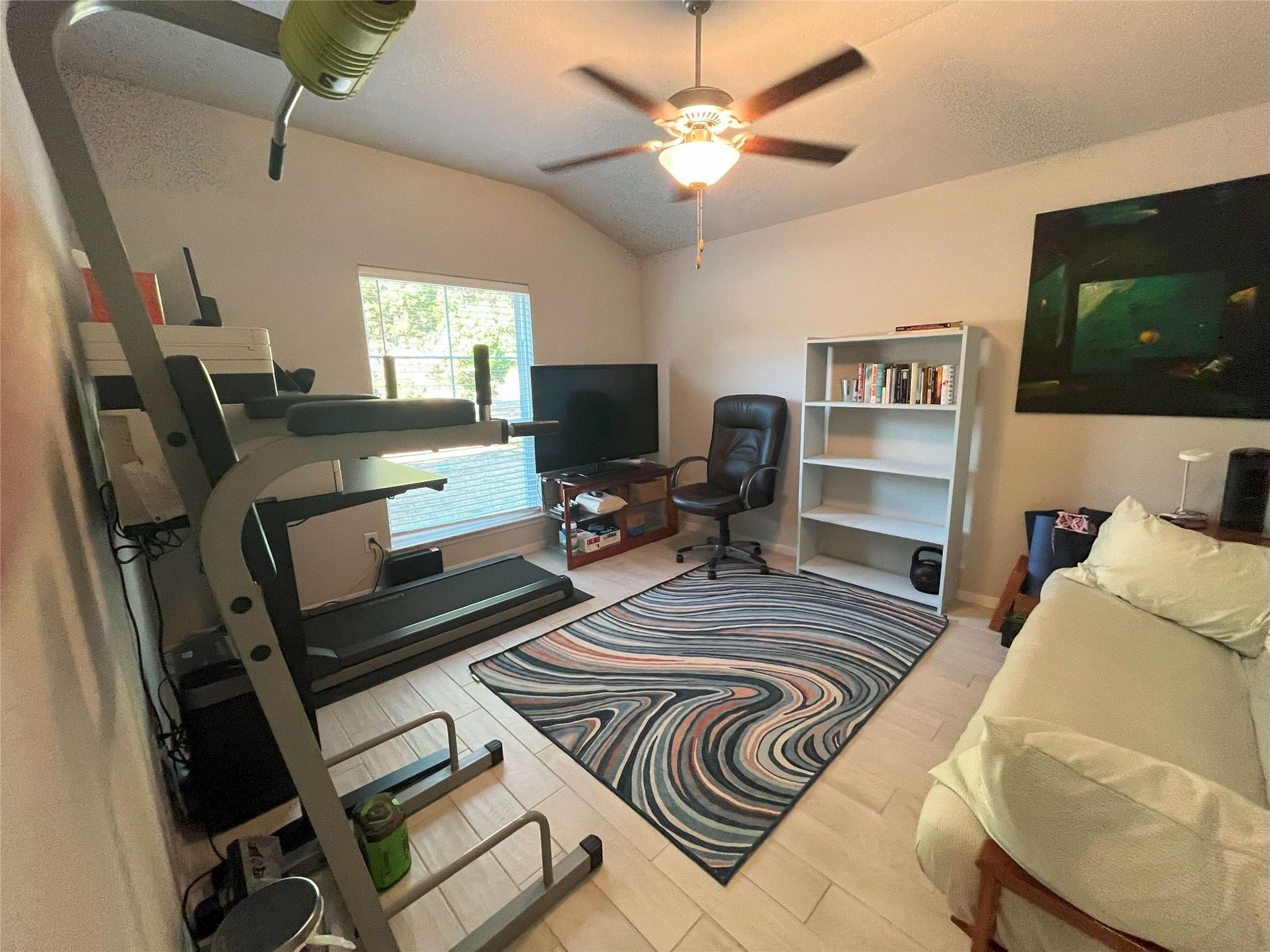 21522 Horseshoe Loop Property Photo 13