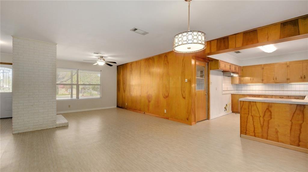 703 Buckingham Cir Property Photo 6
