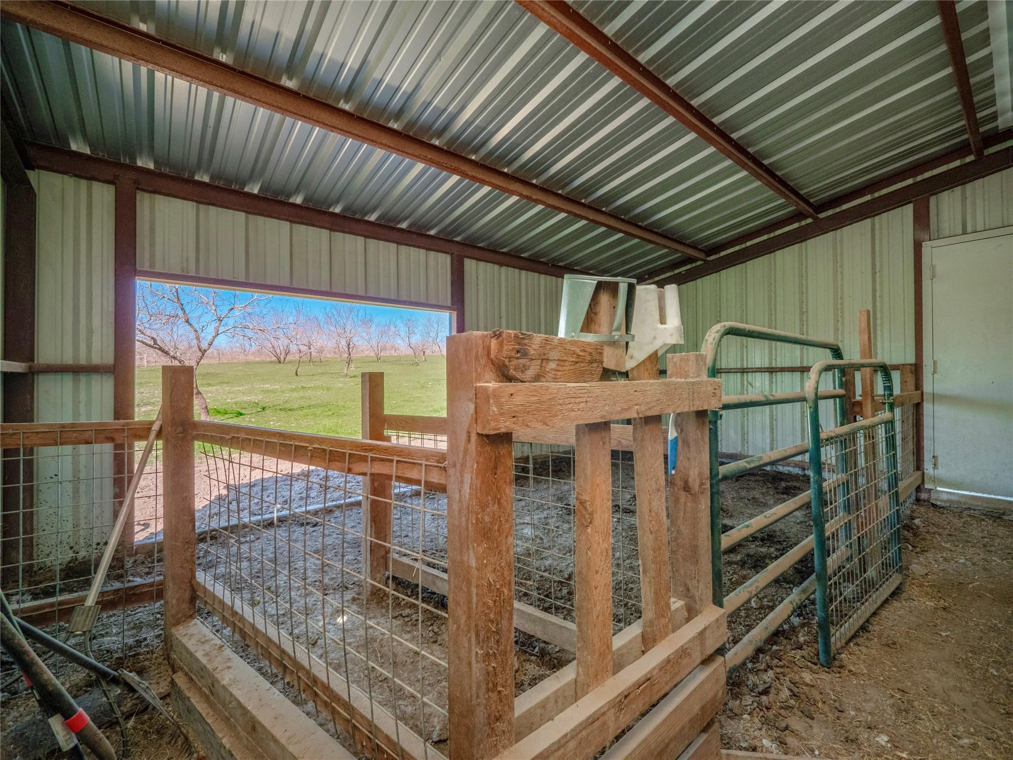 342 Private Road 4295 Property Photo 36