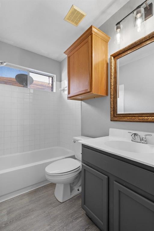 3434 Flowstone Ln Property Photo 13