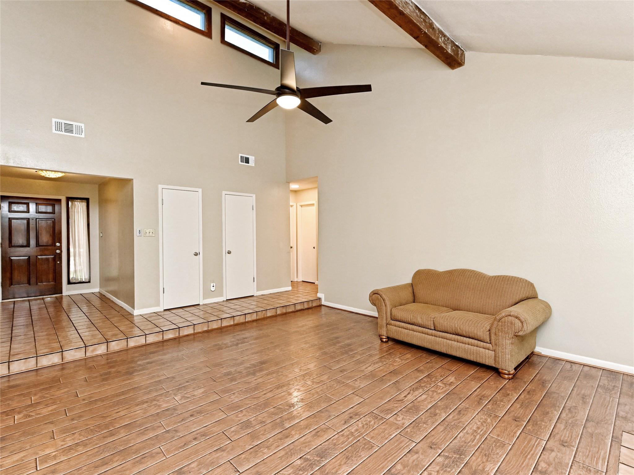 15502 Rock Crk Property Photo 6