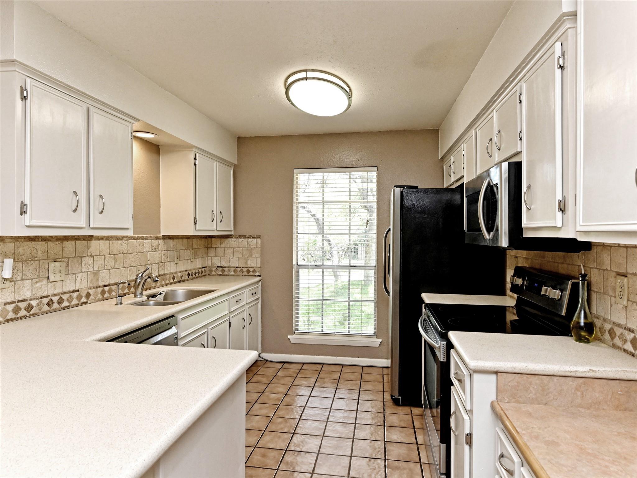 15502 Rock Crk Property Photo 8
