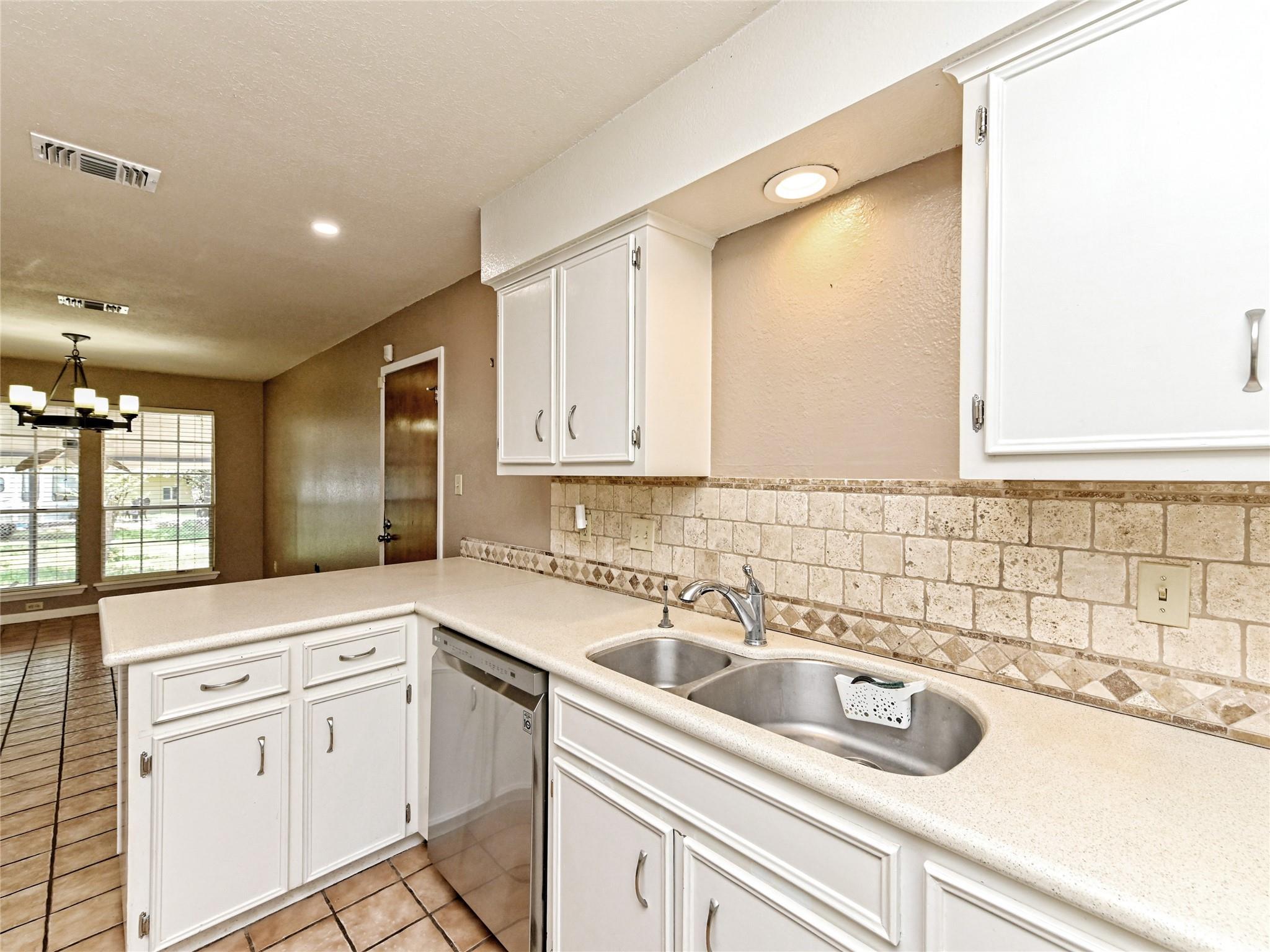 15502 Rock Crk Property Photo 10