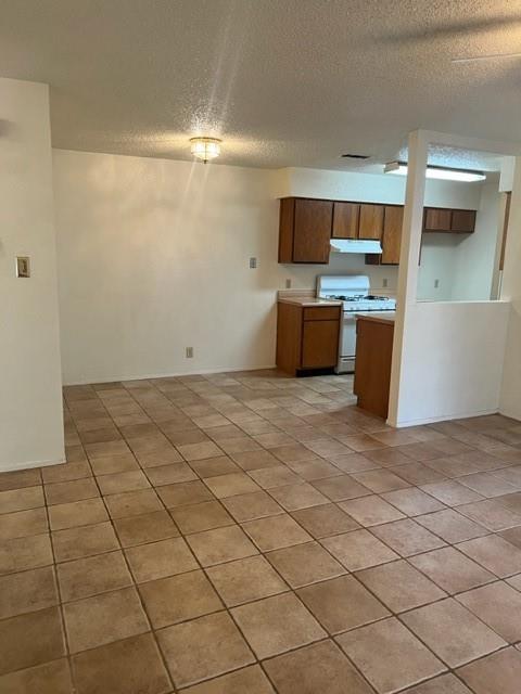 112 Verna Spur #a Property Photo 5