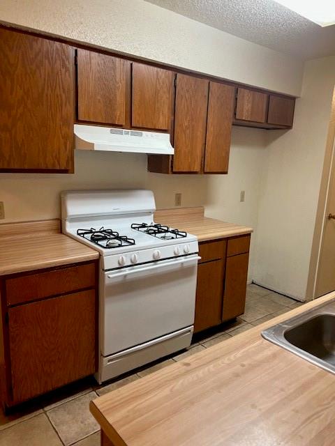 112 Verna Spur #a Property Photo 8