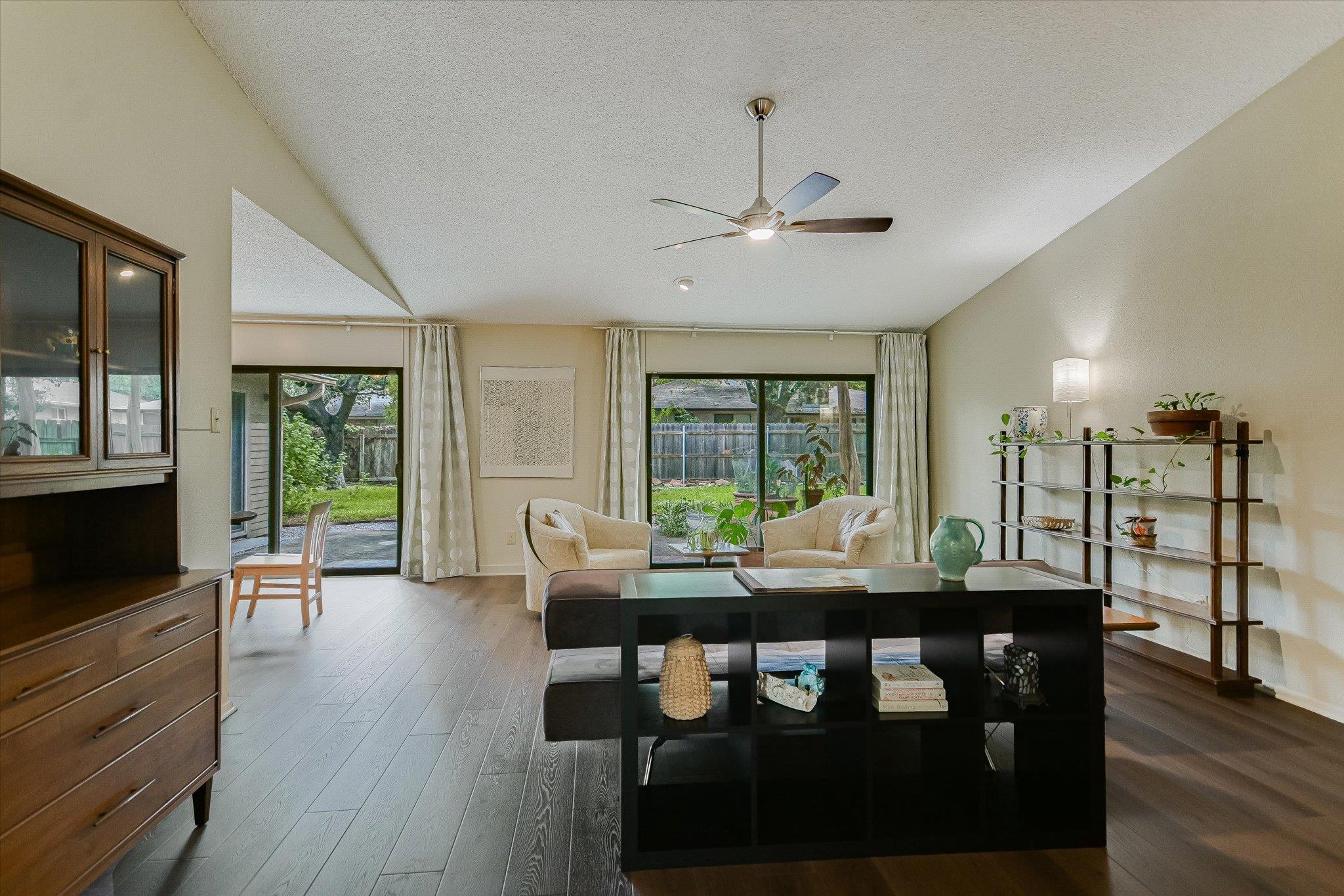 11509 Heathrow Dr Property Photo 3