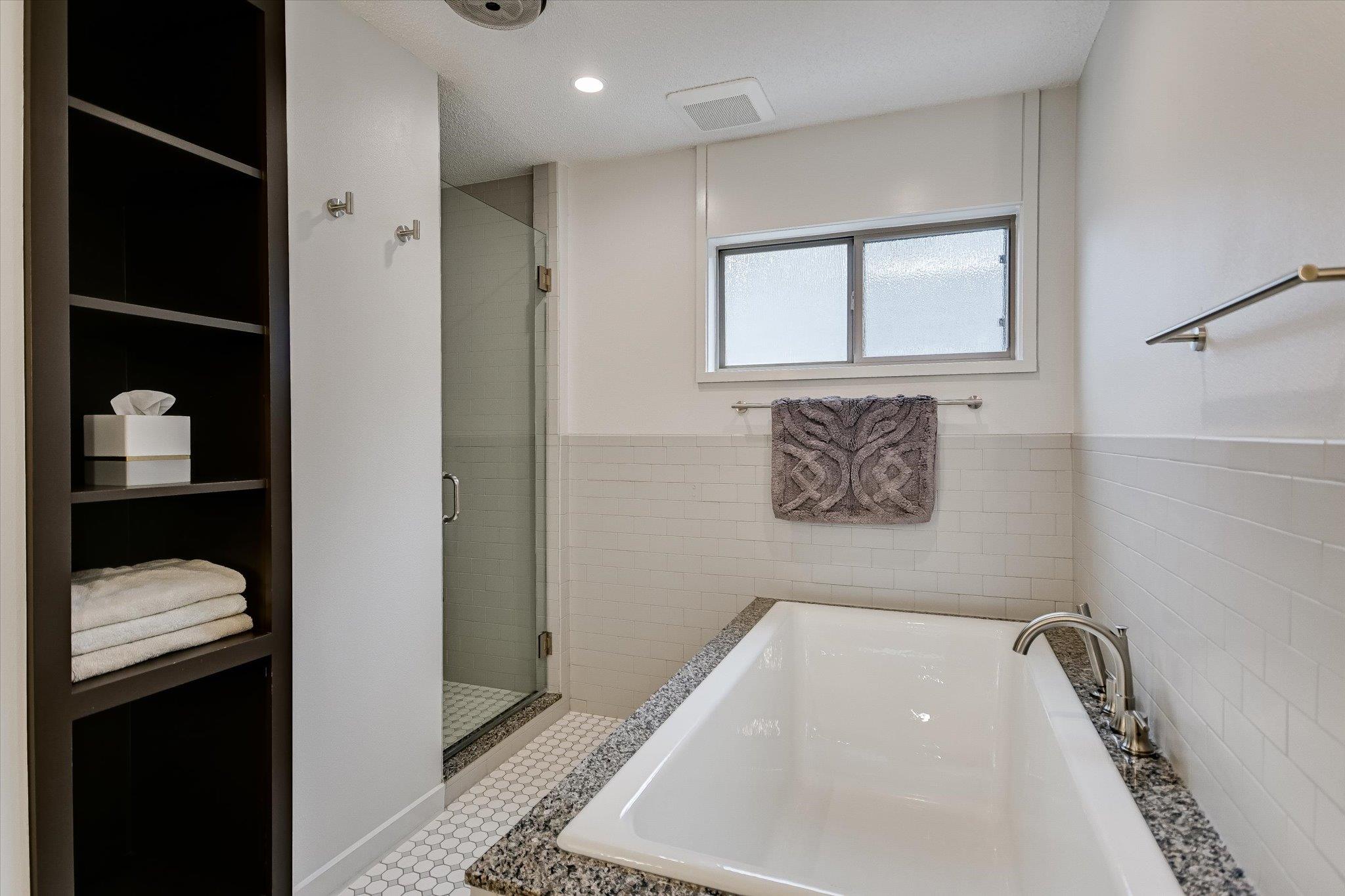 11509 Heathrow Dr Property Photo 13