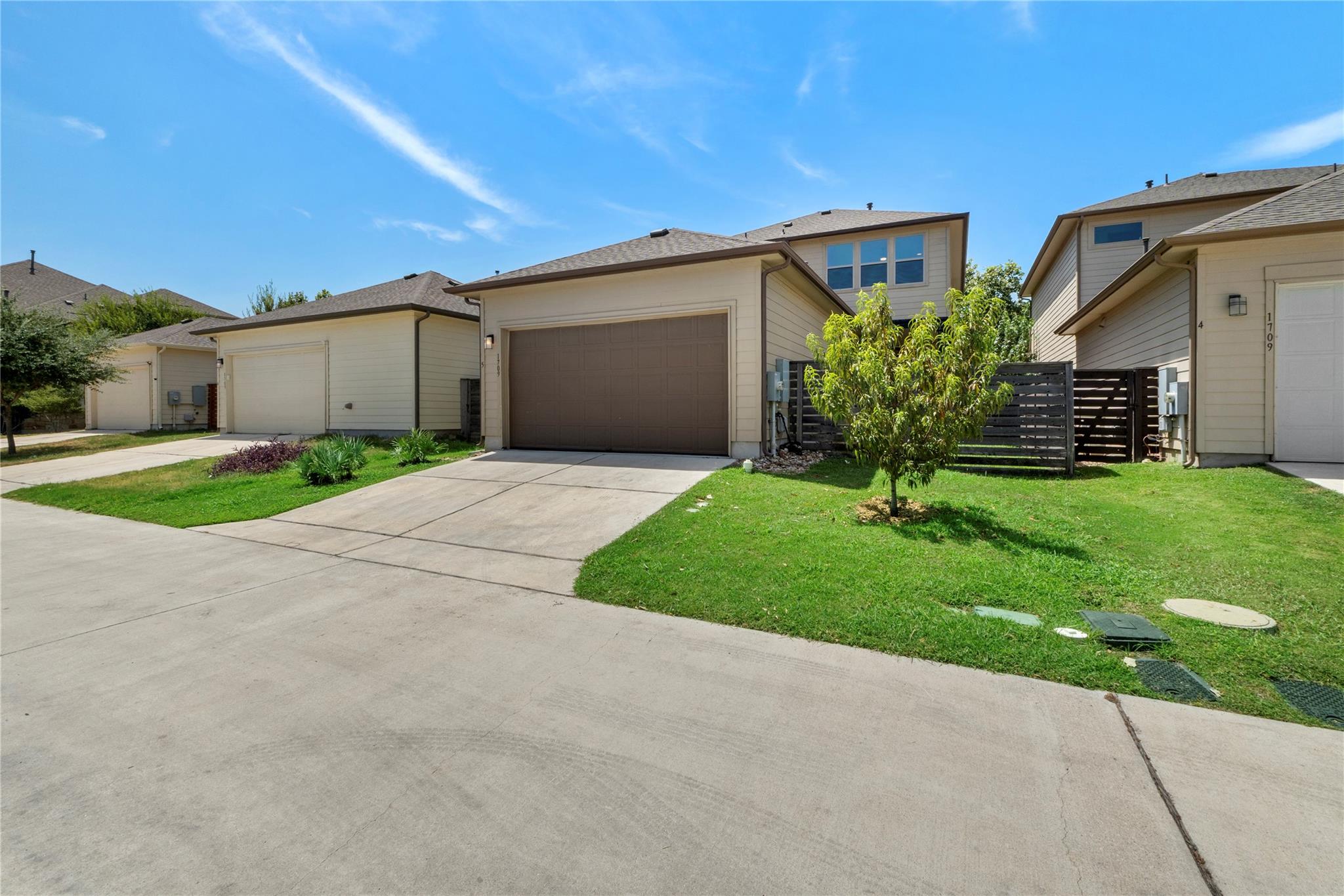 1709 Lawrence St Property Photo 1