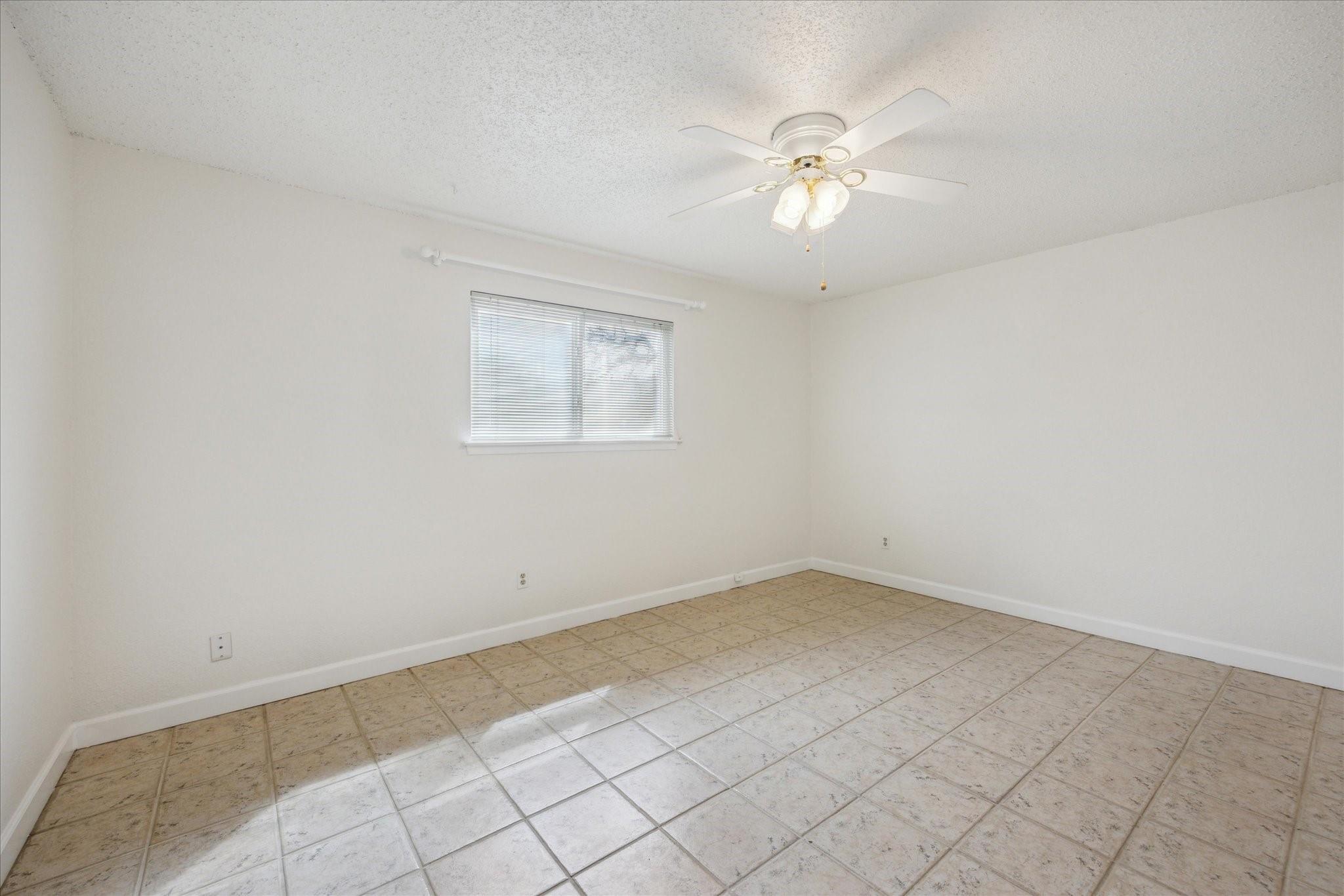 11703 Tanglebriar Trl Property Photo 14