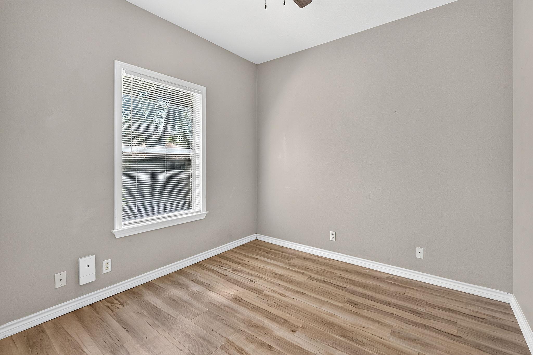 5707 Woodrow Ave #b Property Photo 11