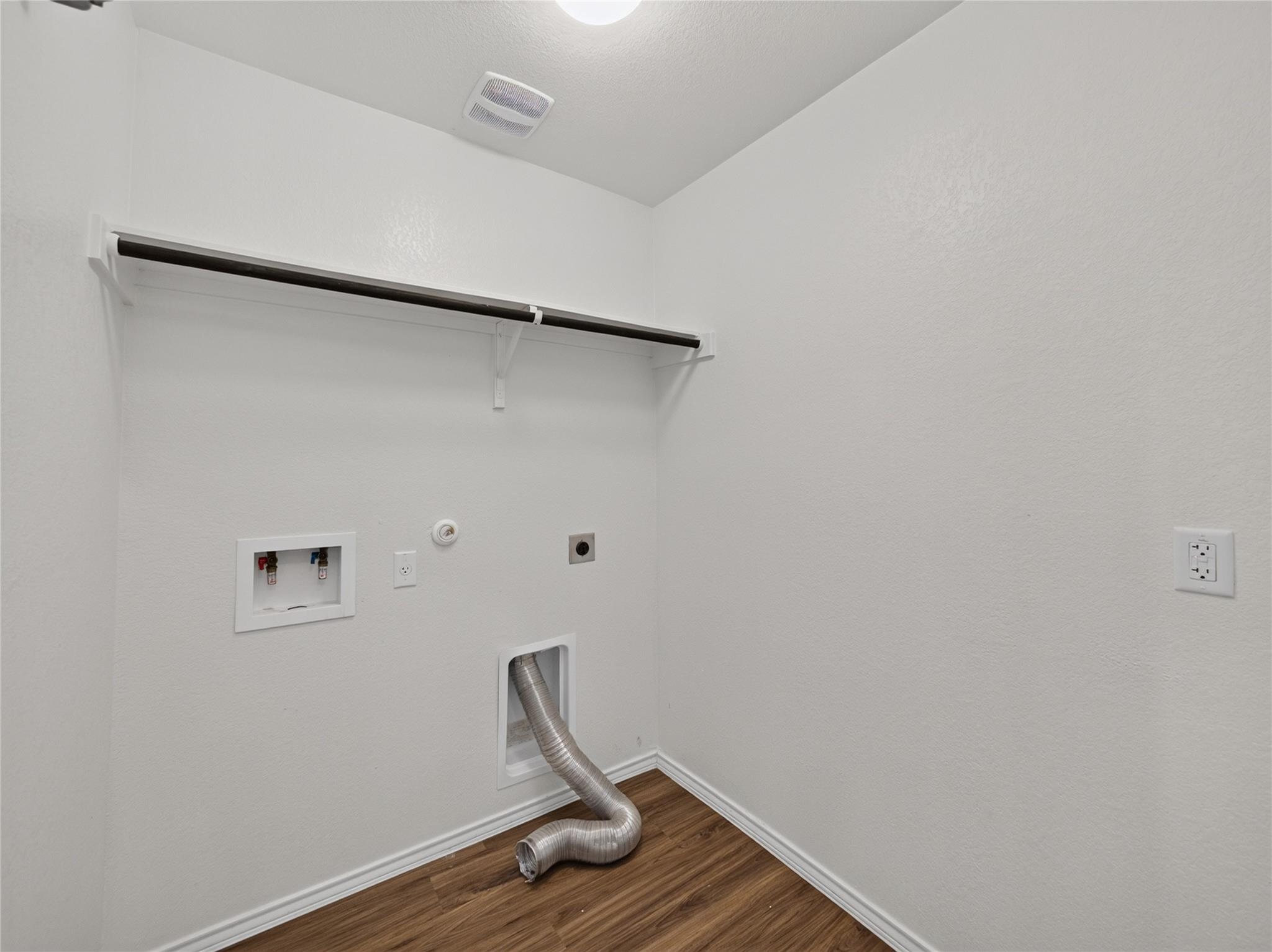 21601 Quick Fox Dr Property Photo 25
