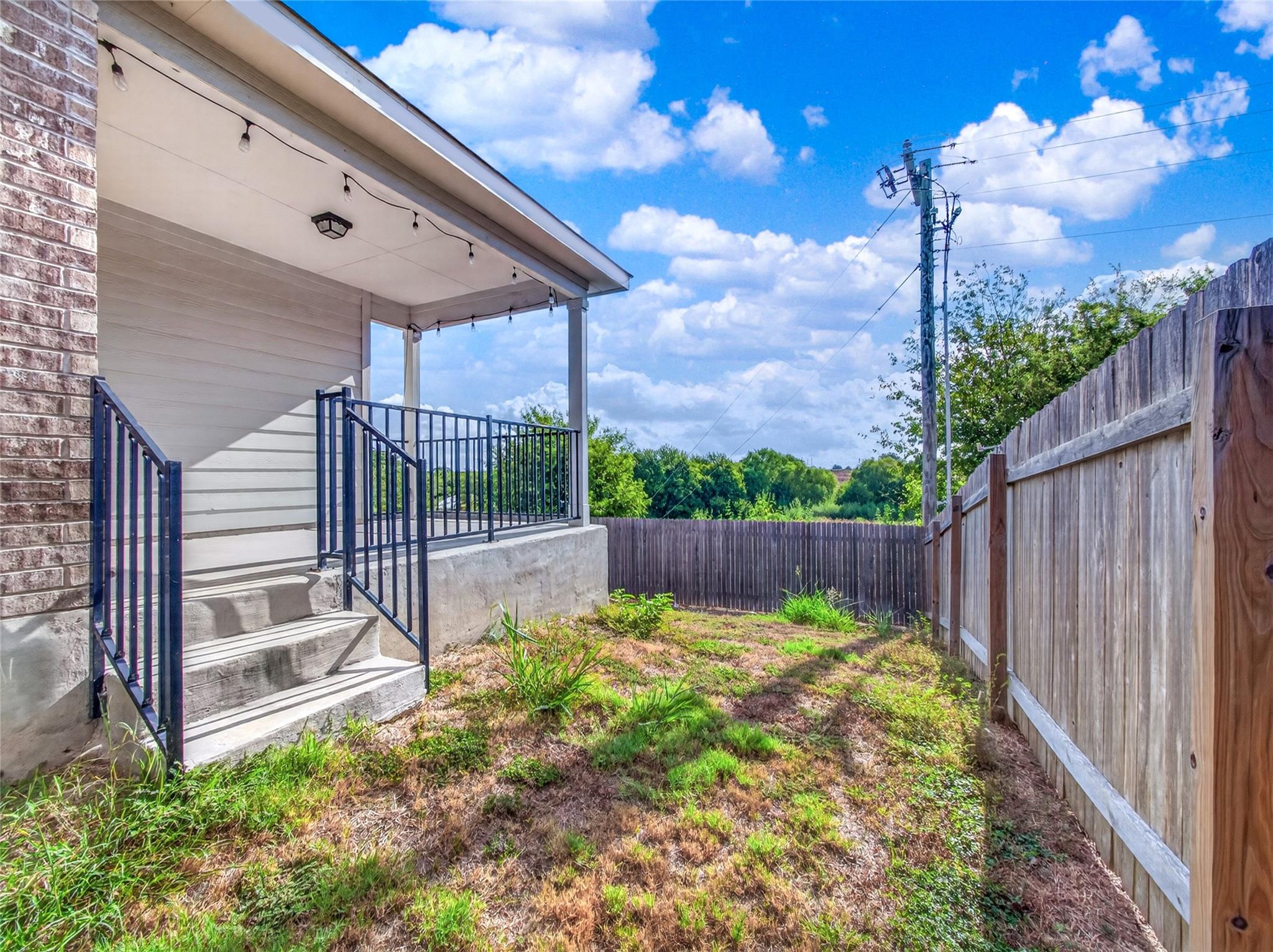 21601 Quick Fox Dr Property Photo 28
