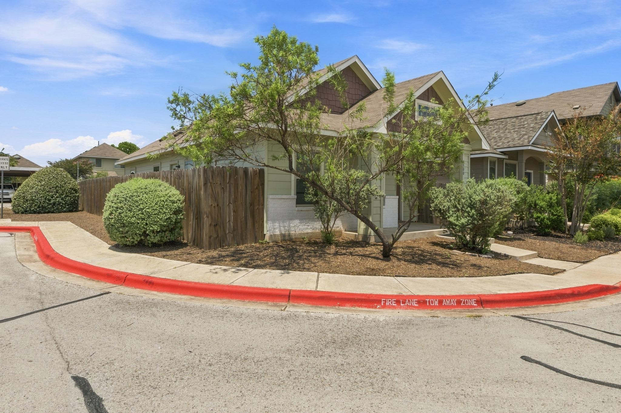 4500 Senda Ln Property Photo 3