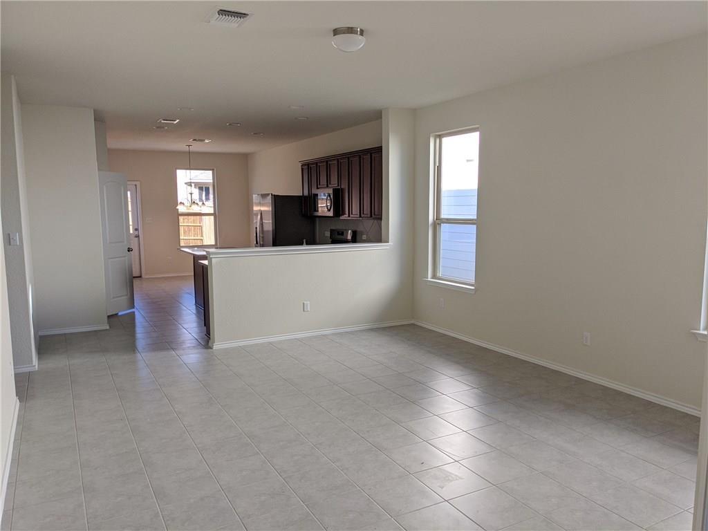 1013 Cliffbrake Way Property Photo 8