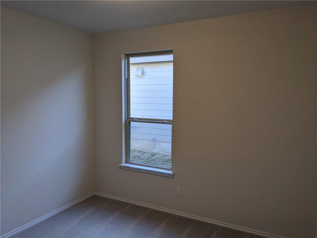 1013 Cliffbrake Way Property Photo 11
