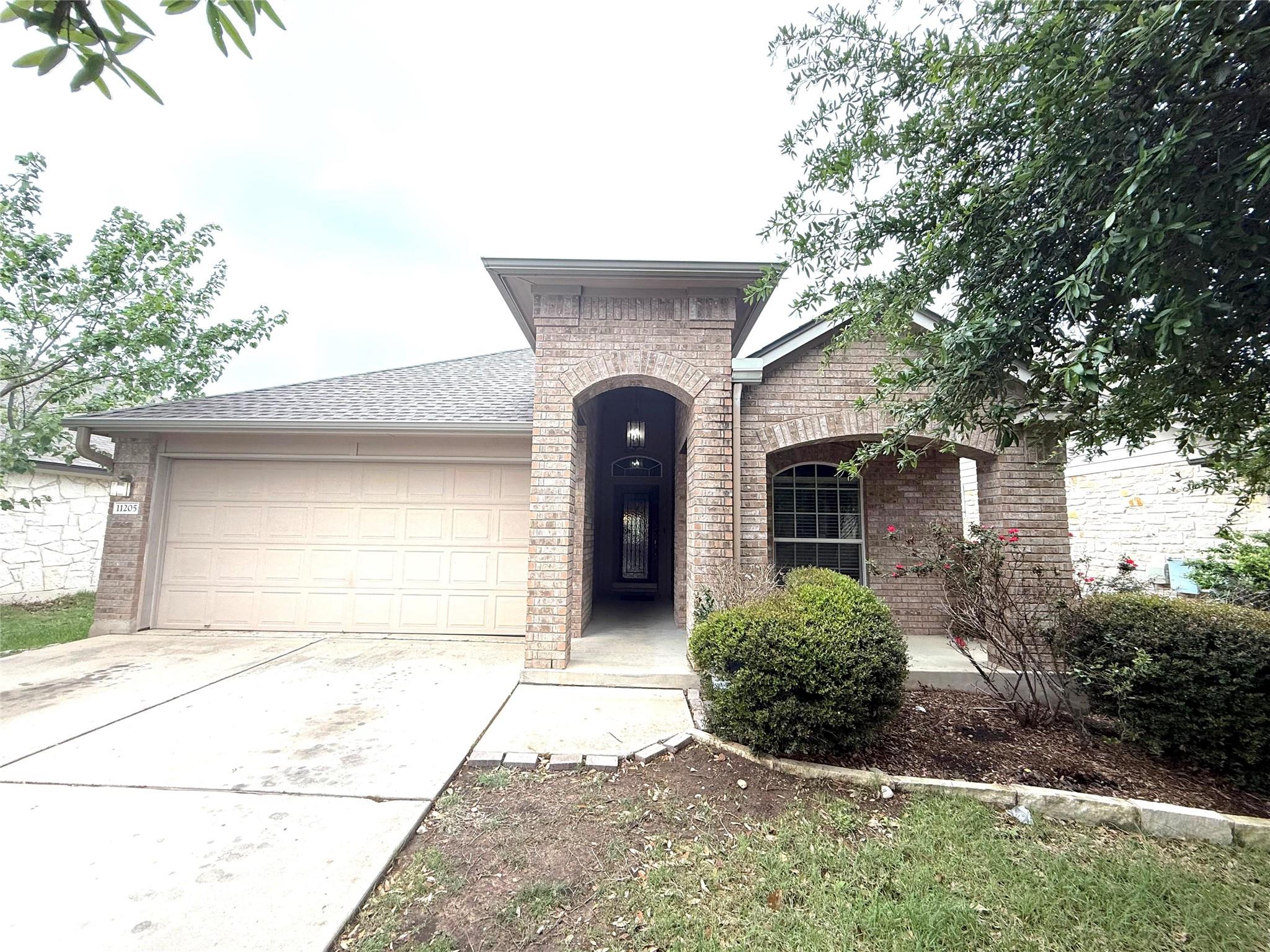 11205 Mckinney Springs Dr Property Photo 2