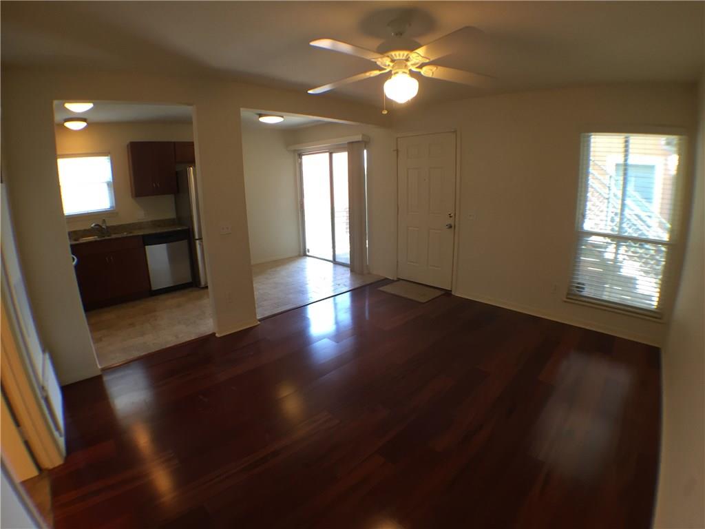 2703 Swisher St 206a Property Photo 4