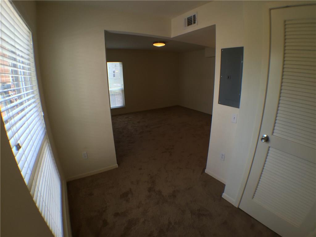 2703 Swisher St 206a Property Photo 14