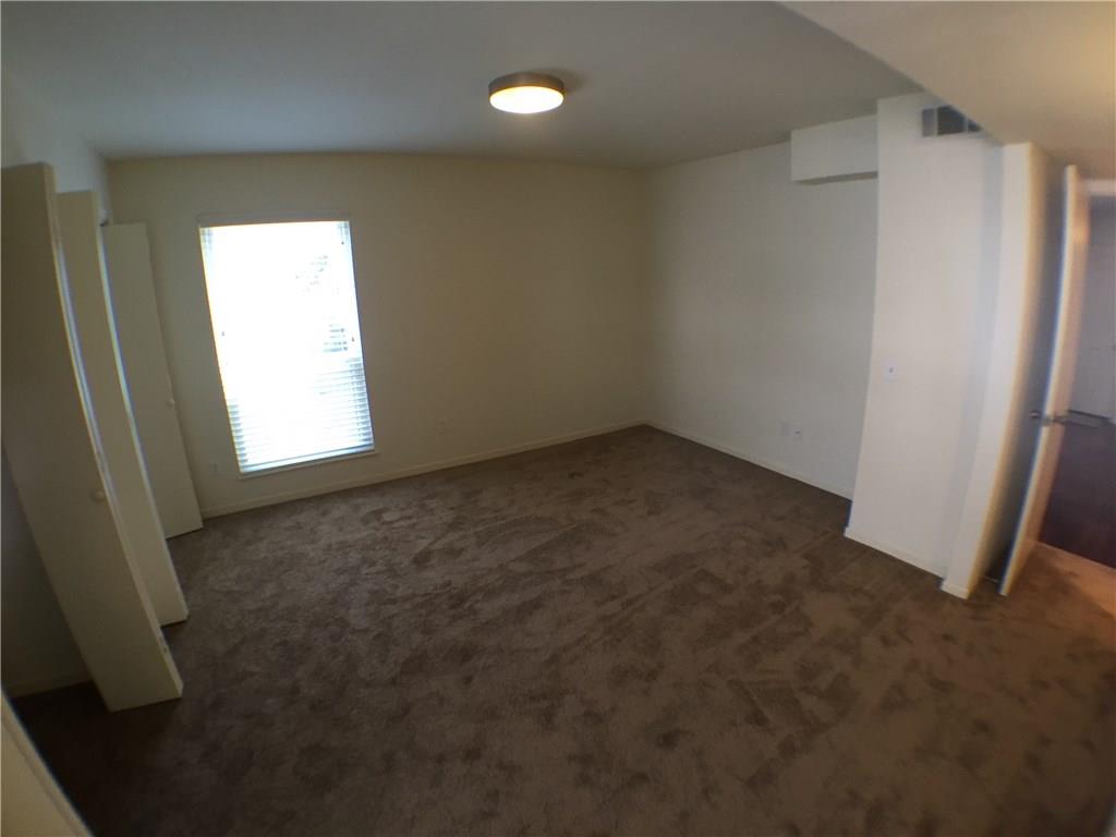 2703 Swisher St 206a Property Photo 15