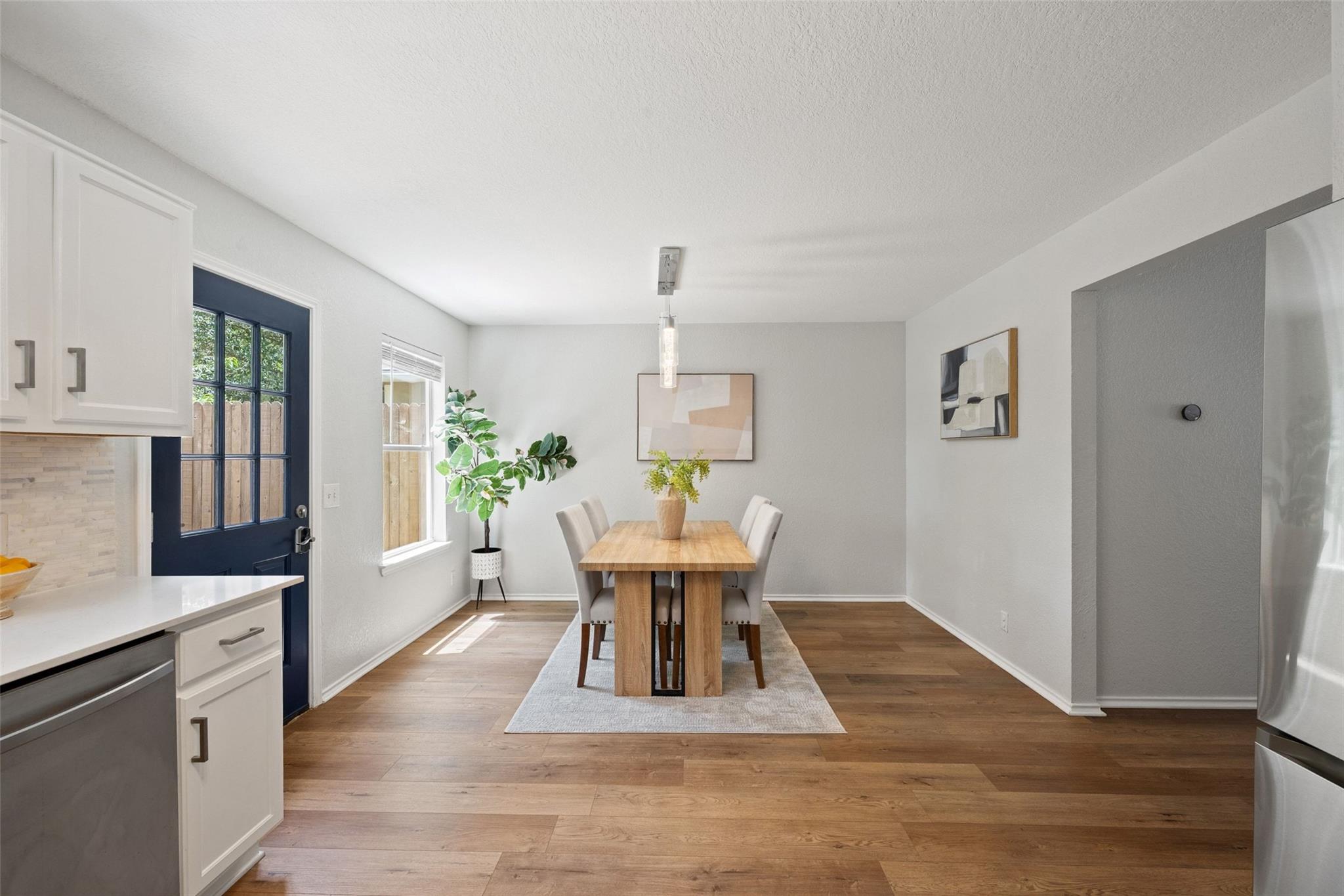 4529 Best Way Property Photo 4